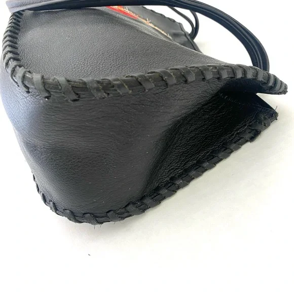 Betty Boop Leather Whip Stitch Embroidered Shoulder Tote w/Matching Wallet - Picture 7 of 16